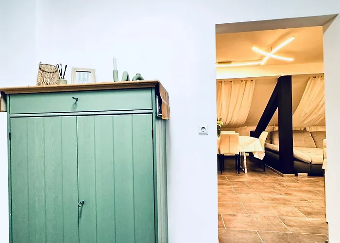 2-bedroom With 1 Living Steps From Area