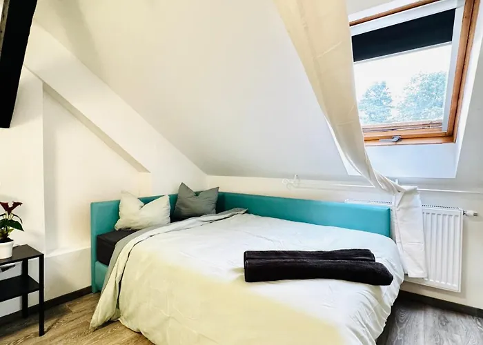 2-bedroom With 1 Living Steps From Area *